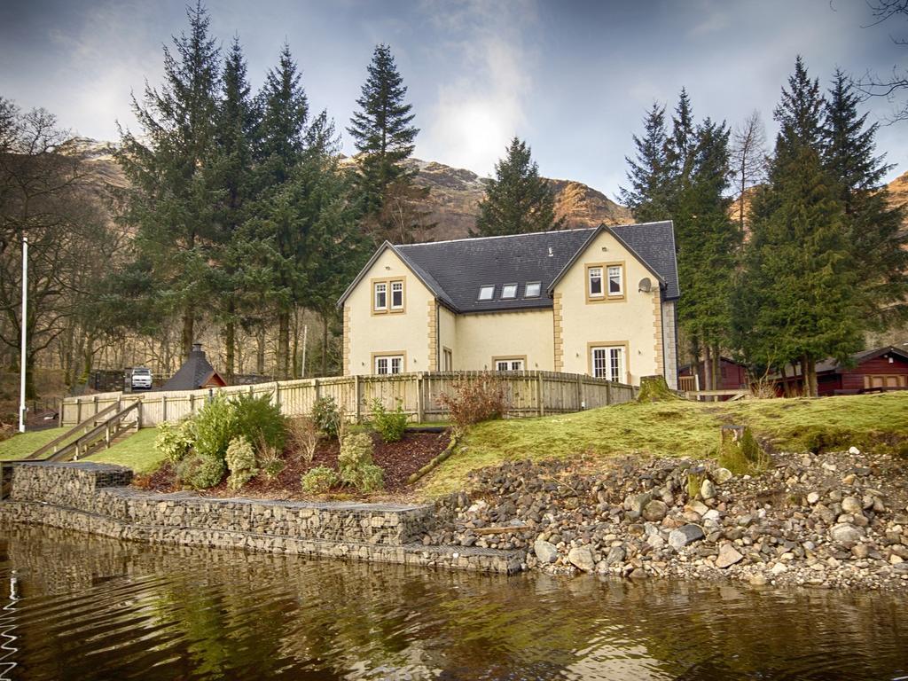 Ardlui Retreat Hotell Exteriör bild
